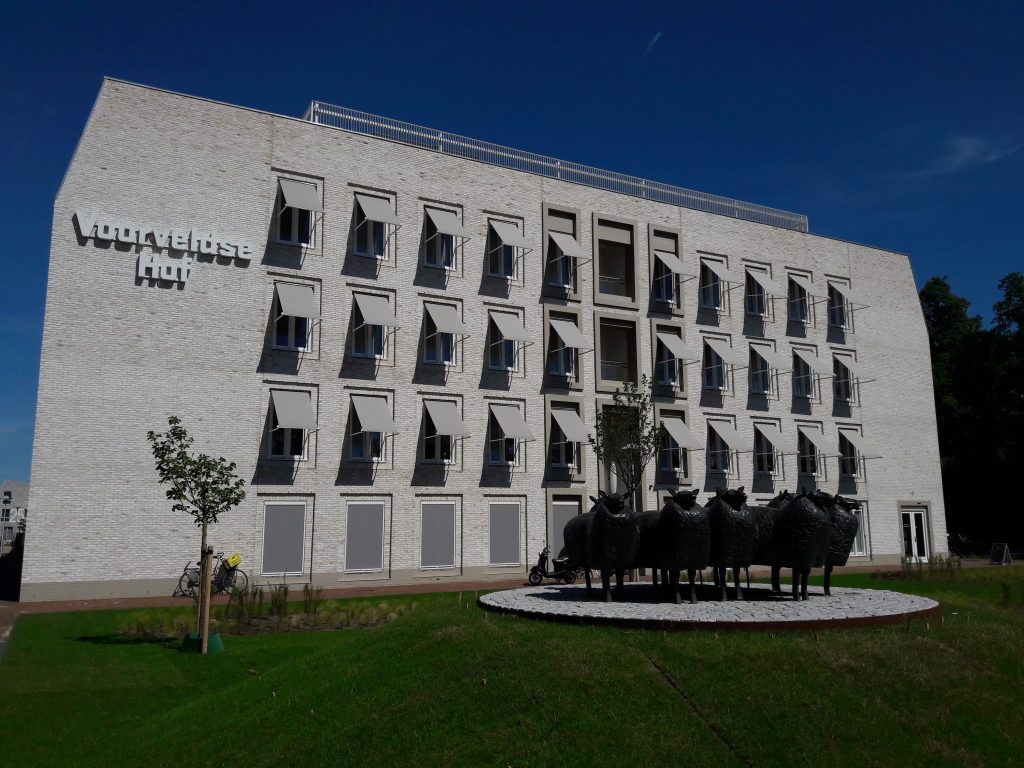 Voorveldse hof uitvalschermen